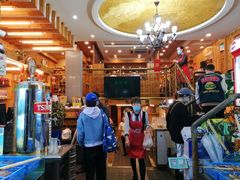 -老东镇啤酒屋海鲜加工·蒸汽海鲜·海鲜烧烤(台东店)