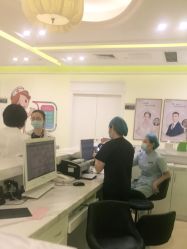 -广州健丽·去眼袋医疗美容机构