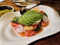 芝士牛油果沙拉-Osteria Garden 生蚝花园餐厅(原进贤路店)