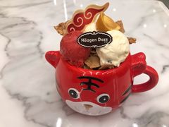 -哈根达斯(芳圆里店)