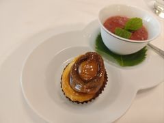 一口鲍鱼酥-伯衡55·吉品轩(乌鲁木齐南路店)