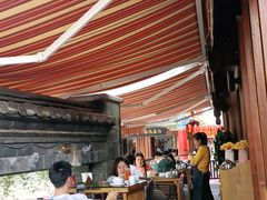 露天位-隔壁老王·家常云南菜(花巷店)