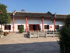 -何乡别院·中式农庄(姑婆山大道店)