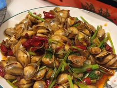 -嗨辣小聚·盘锦河蟹·海鲜烧烤龙虾(盘锦十年好店)