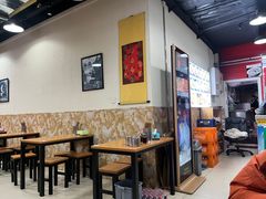 大堂-门框胡同百年卤煮(鸟巢店)