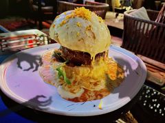 芝士至尊汉堡-Let'sBURGERplus·非常创意汉堡(三里屯店)