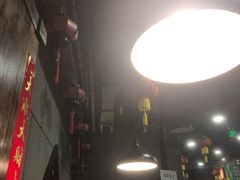 -超越炭火牛蛙火锅鸡(河东店)
