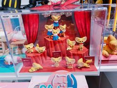 -泡泡玛特POPMART(侨福芳草地店)