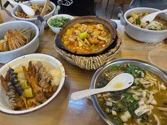 -丽丽三鲜螺蛳粉(田林路店)