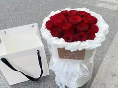 -雪蔓之鲜花气球派对(家佳源时代中心店)