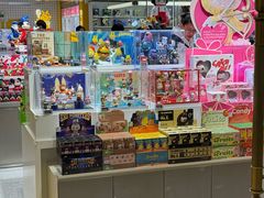 -泡泡玛特POPMART(上海环球港店)