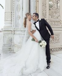 -Vera Wang婚纱礼服旗舰店