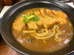 炸猪排咖喱乌冬面-逢阪にこにこ庵