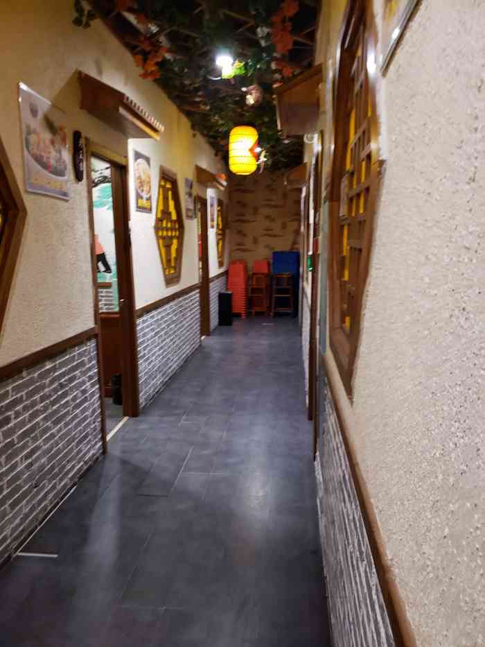 驰明粗粮小厨(柴楼店"粗粮小厨听这名字肯定粗粮是特色的了.门.