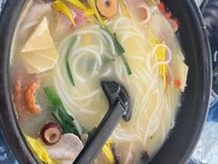-桥香园过桥米线(国贸店)