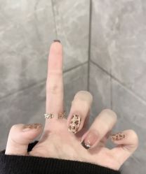 -屿晴·科技美肤SPA美甲美睫