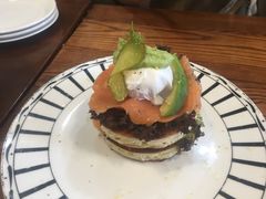 三文鱼水波蛋松饼-AFS Cafe & Canteen(闽江二路店)