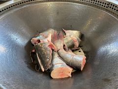 -老刘生态大鱼坊铁锅炖鱼(赛马场店)