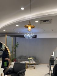 点击看大图 -八佰伴8008星级形象店
