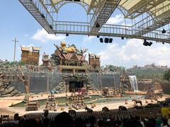 -七彩云南欢乐世界