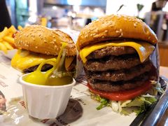 火烤双层牛肉特堡-The Habit Burger Grill 哈比特汉堡(复兴soho店)