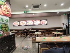 -蒙自源米线大王(东站店)