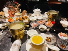 -半岛翡丽海鲜自助餐厅(观风亭店)