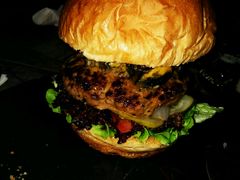 -HIGH FIVE哈福手工汉堡(桂林路店)