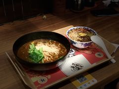 -亚皆老街南宁老友粉·米粉(印象城店)