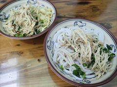 -再回首鸡肉米线(人民路一店)