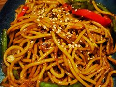 -悦享绿山墙西餐厅