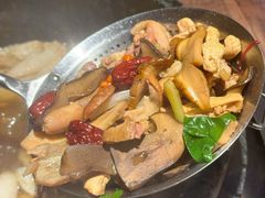 -蘑界·野生菌火锅(深业上城店)