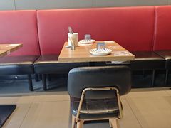 -必胜客(新中纬店)