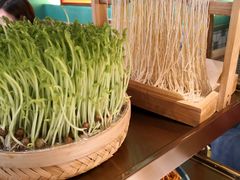 -粤小煲鲜汤猪肚鸡(丹尼斯二天地店)