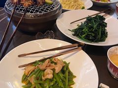 -海派悦庭·海胆烧麦·新融合菜(凯德广场店)