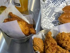 -TRIPS BURGER(大钟寺店)