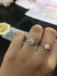 -威德钻石-克拉钻大本营(南京东路店)