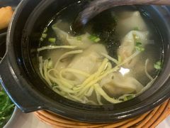 -馋三尺蟹粉小笼(人民广场店)