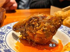 -爆炸头阿姨小四川正宗川味小吃(无任何分店)