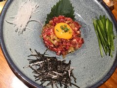 生拌牛肉-肉魁屋·烧肉·烧鸟·酒场(高新店)