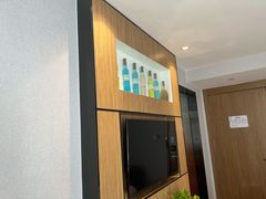 -潮漫酒店(北京通州环球度假区临河里地铁站店)