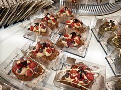 -HOT CRUSH趁热集合·现烤面包(环球港店)