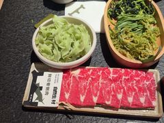 -三出山火锅(南京万象天地店)