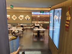 -陆琴脚艺·足浴·SPA(中华路店)