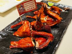 金牌红烧乳鸽-侨美食家·粤菜(体育西路店)