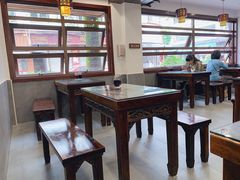 大堂-长人馄饨铺(解放街店)
