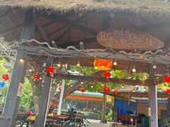 -Green Tree Rest. & Pub