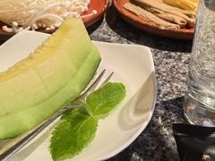 -辉哥火锅(虹桥路店)