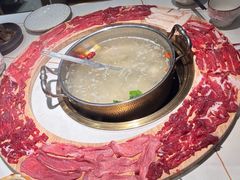 -牛人日志·鲜牛肉骨汤火锅(万科里瑧店)