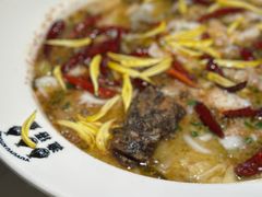 -渔语鱼酸菜鱼新川菜(来福士店)